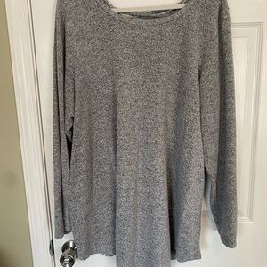 Torrid Light Sweater: Size 4